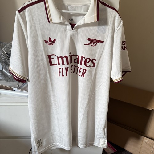Player issue authentic extra - player,