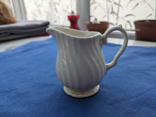 1930s sadler swirl design - 1930s,