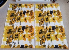 Pair of vintage 1962 Howard