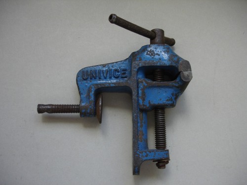 Vintage univice jewellers - univice,