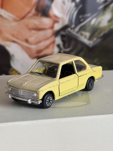 Polistil bmw 2002 - polistil, 1/43