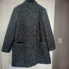  Classic Ladies Black & White Coat fully lined from Bon Marche 