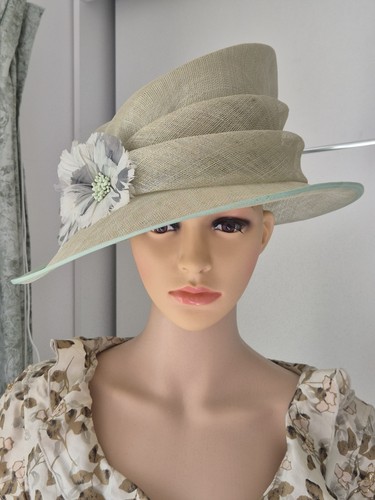 Green hat with grey - green,