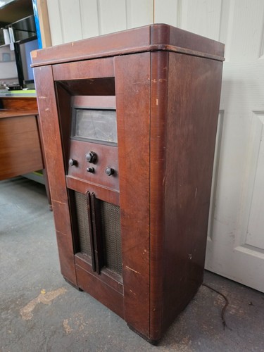 Hmv model 495 radiogram - 495,
