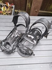 PAIR BLACK RIDE DELTA MOVEMENT