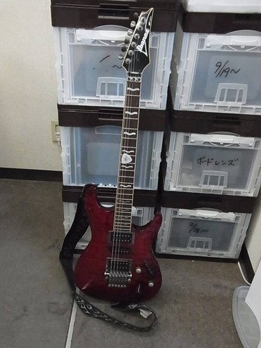 Electric guitar ibanez - electric,