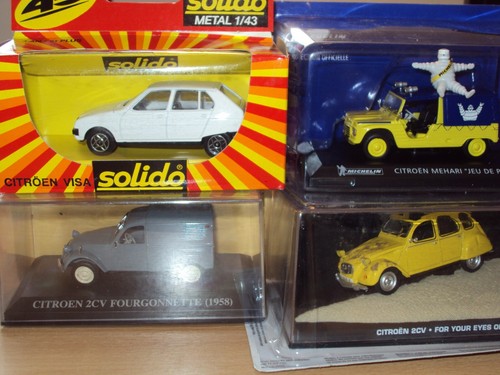 Small citroen 2cv - small,