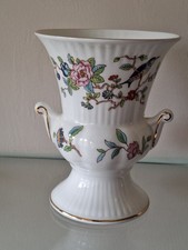 Aynsley Pembroke Vase English Bone China. Lovely Urn Shape Vase