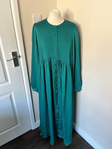 Redoute green satin - green,