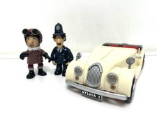 Postman Pat Dr Gilbertson Car