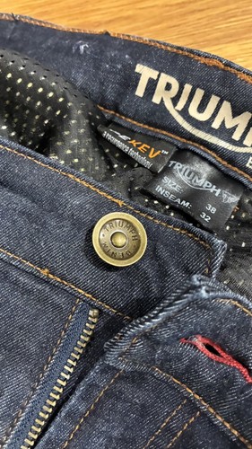 Triumph resurgence armoured - resurgence,