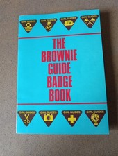 Vintage 1987 Girl Guides Association "The Brownie Guide Badge Book".