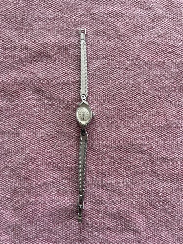 Vintage gruen ladies watch - gruen, 17
