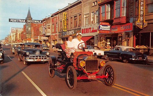 Holland michigan old autos - holland,