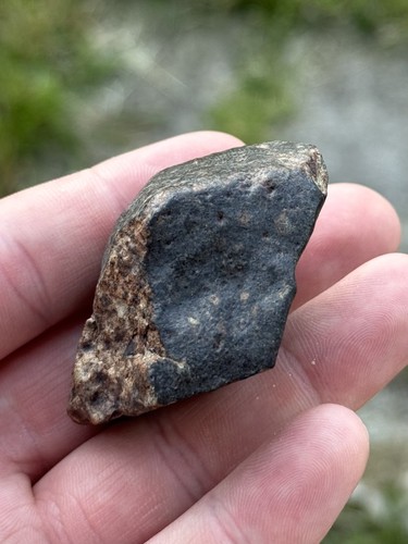 Meteorite fusion crust 100g - meteorite,