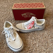 New! Vans Old Skool Birch/True White with Playboy Bunnies Women’s Sz 8.5