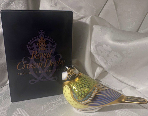 Royal crown derby great tit - crown,