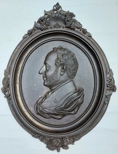 LARGE 19thC ANTIQUE 21.75" VICTORIAN CAST IRON PORTRAIT WALL PLAQUE OF GENTLEMAN