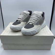 Alexander McQueen Court