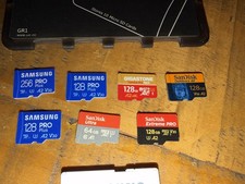 3x Samsung 3x SanDisk 1x Gigastone Micro SD 256GB 64GB 128GB Holder and Adapter 