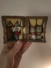 Vintage Avon Christmas Decoration Miniature Houses. Christmas Baking. Boxed