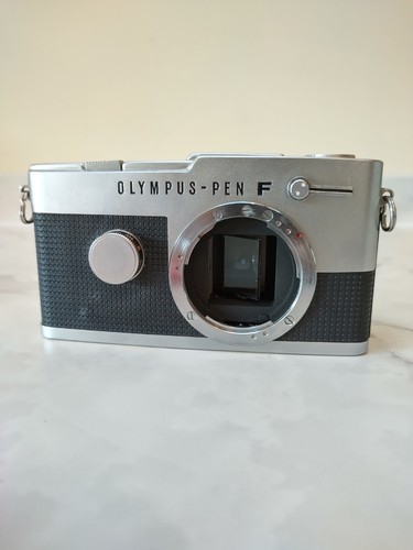 Olympus pen half - half, film
