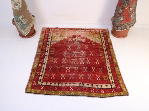 4x5 red handmade - handmade, wool