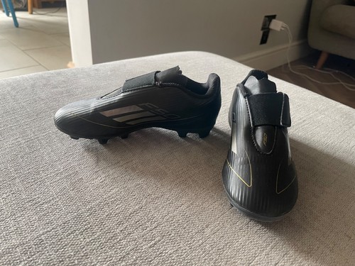 Boys black predator training - predator,