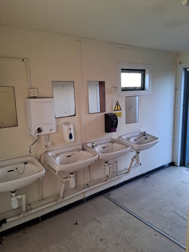32ft toilet block - toilet, steps