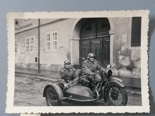 Photo ww2 soldiers motorcycle - ww2,