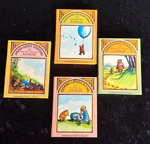 Set charming miniature - of,