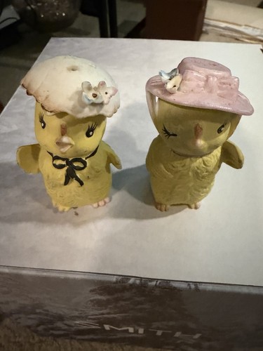 Vintage baby chick - chick, salt