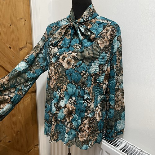 Vtg 70s pussybow blouse - vtg,