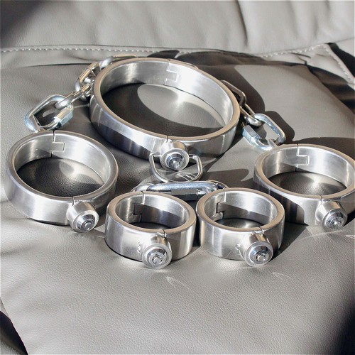 Heavy bondage steel handcuffs - heavy,