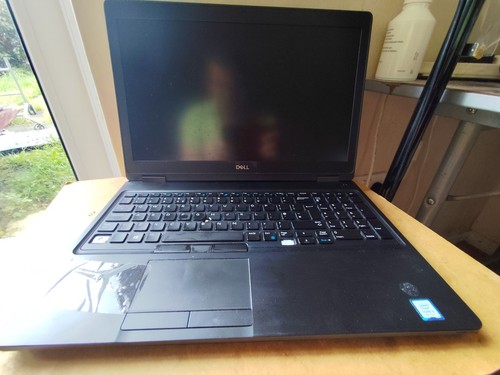 Dell latitude 5590 - 5590, 15.6"