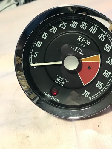 Austin healey bj8 - rev, counter