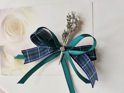 Scottish brooch buttonhole - ,