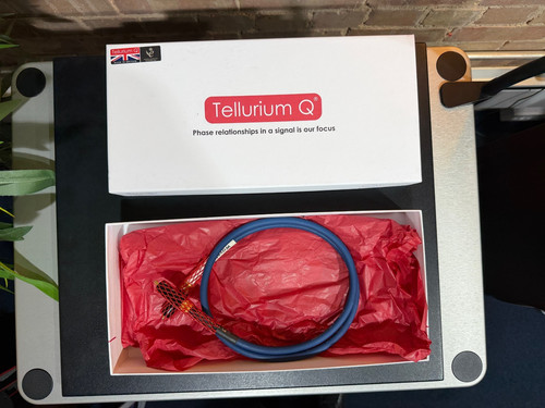 Tellurium waveform blue - waveform,