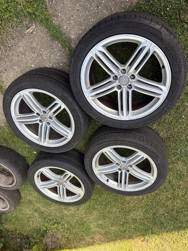 Audi line 20 - 8r, inch