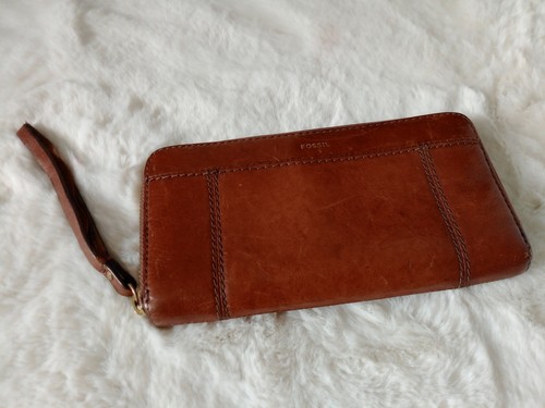 Fossil brown leather zip - brown,