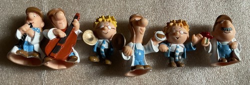 Lyons tetley tea folk - folk, people