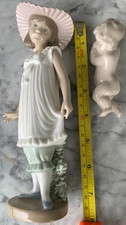 April Showers Nao girl, Lladro