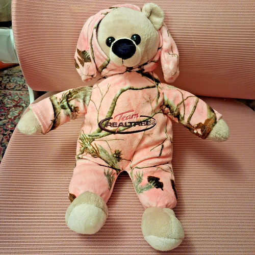 Bass pro shop - plush, bear