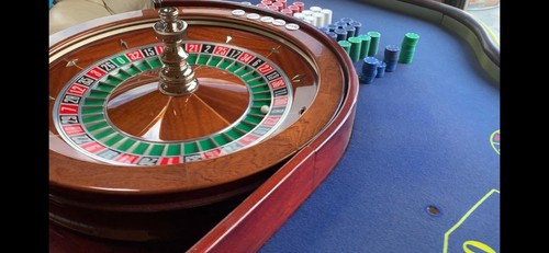 Roulette wheel full size - full,