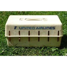 United Airlines Vintage Pet