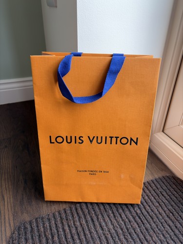 Authentic louis vuitton - louis, empty