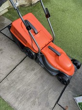 Flymo SimpliMow 320 Wheeled