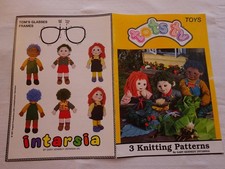 ALAN DART " TOTS TV. TOYS  "  TOY  KNITTING PATTERN BOOK  3 DESIGNS  DK