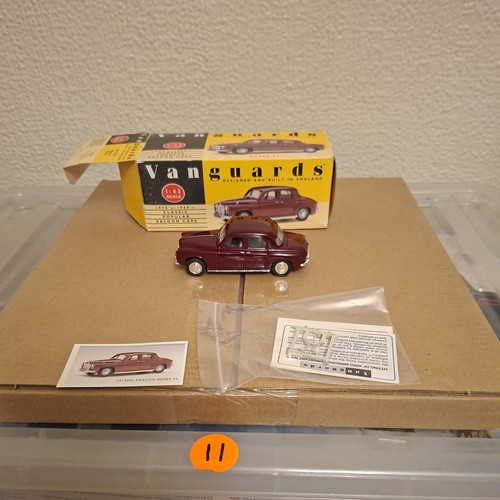 Lledo vanguards va19000 rover - lledo,