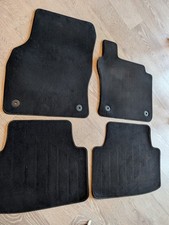 Genuine VW MAT SET Passat B8